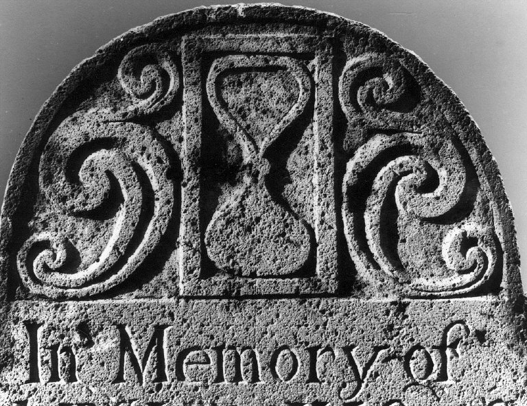 Dickinson, Lois; Dickinson, Daughter